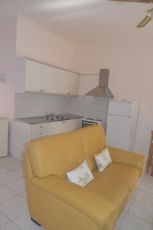 Ferienwohnung Angela Corfu Potamós Zimmer foto